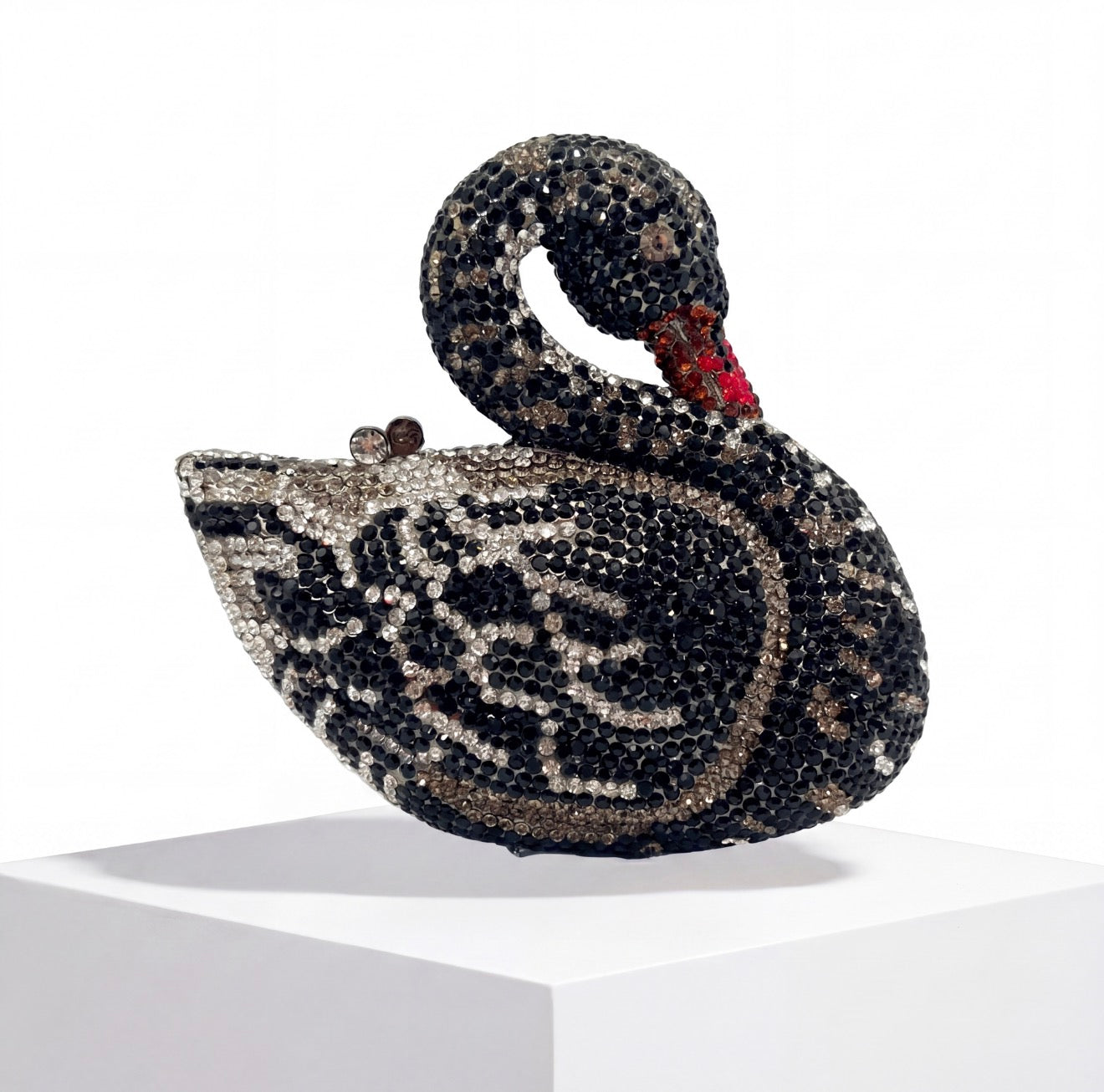 Swan Clutch